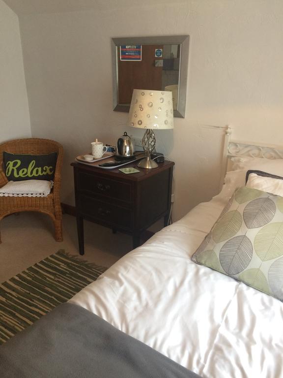 The Elms Bed & Breakfast East Harling Bagian luar foto